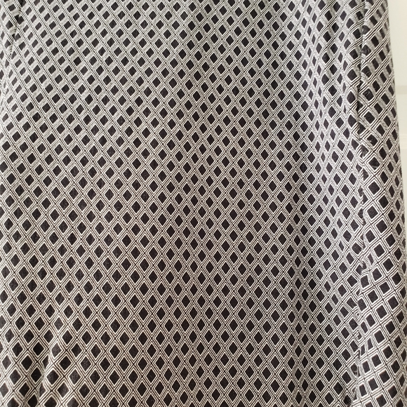 Black & White Diamond Geometric Patterned Pants by Counterparts. Size 10. - Picture 3 of 7